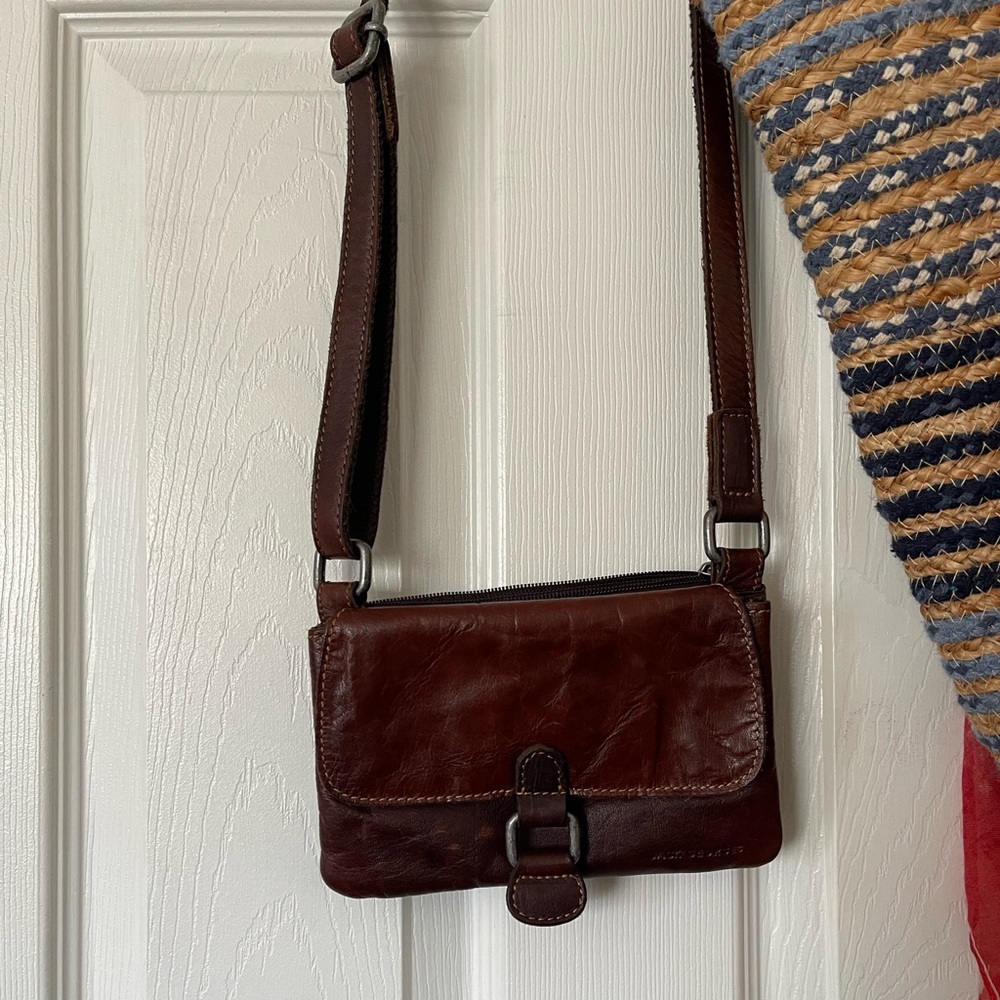 Small crossbody bag